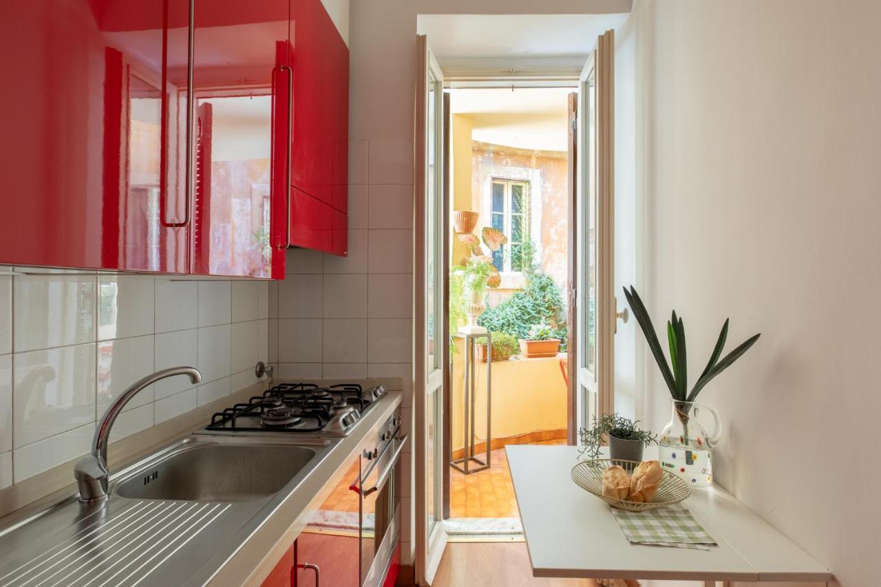 Iflat Red Roman Apartament Екстер'єр фото