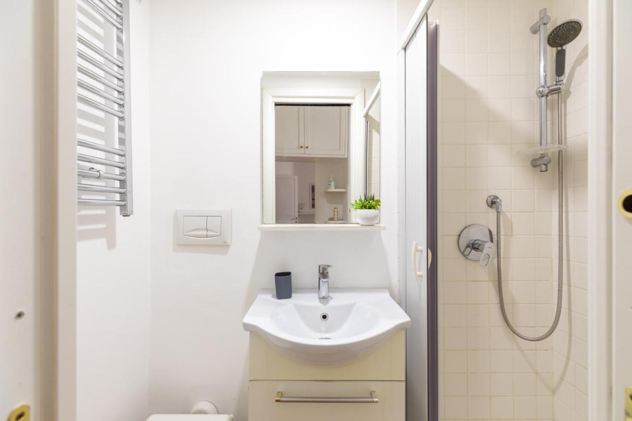 Iflat Red Roman Apartament Екстер'єр фото